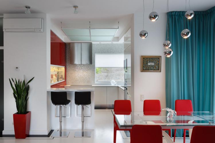 Comptoirs de bar à l'intérieur de la cuisine - photo