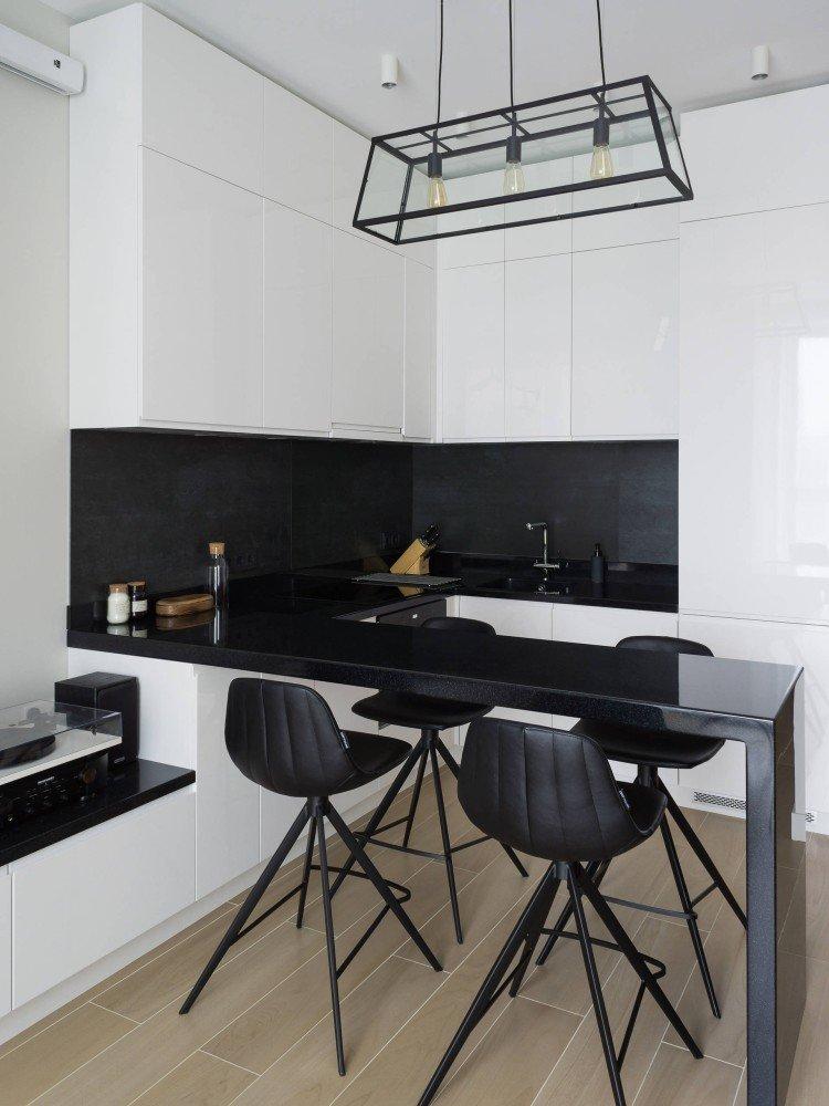 Cuisine blanche moderne - photo de design d'intérieur