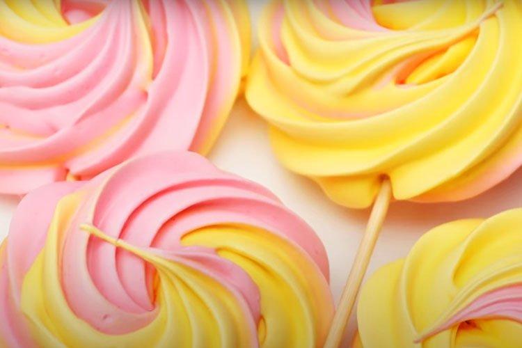 Meringue suisse meringuée - recette pas à pas avec photo