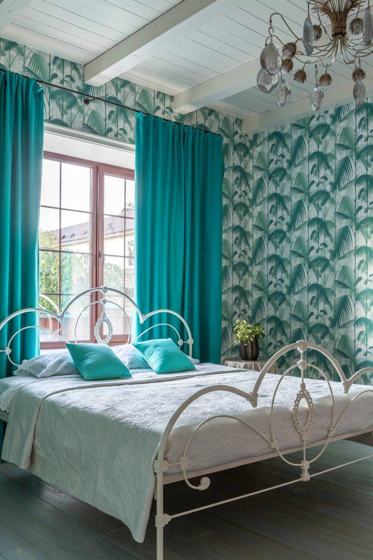 Chambre à coucher de couleur turquoise - photo de design d'intérieur
