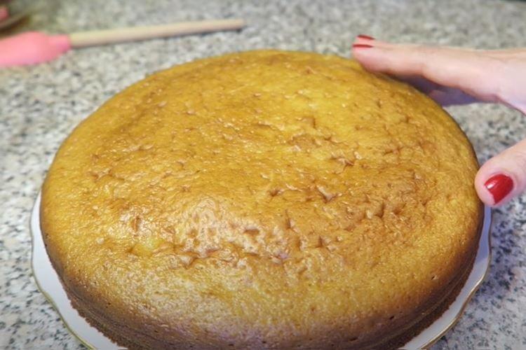 Biscuit classique sur kéfir - recette pas à pas avec photo