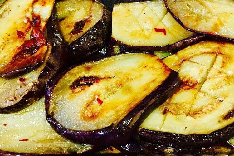 Aubergine au caramel au miel - Recettes de plats d'aubergines