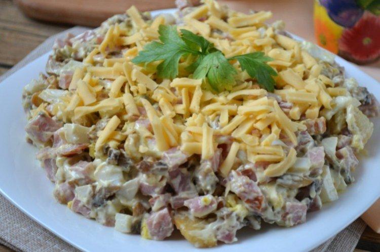 Salade de champignons et jambon - recettes