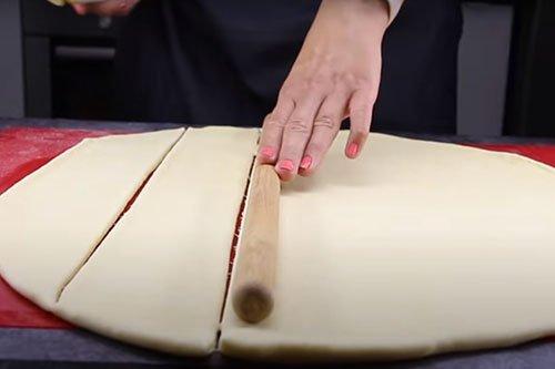 Petits pains à la levure aux pommes - recettes étape par étape