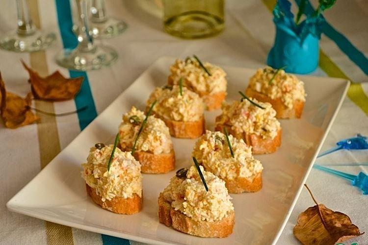 Sandwichs à la salade de crabe pour le Nouvel An 2021 - recettes