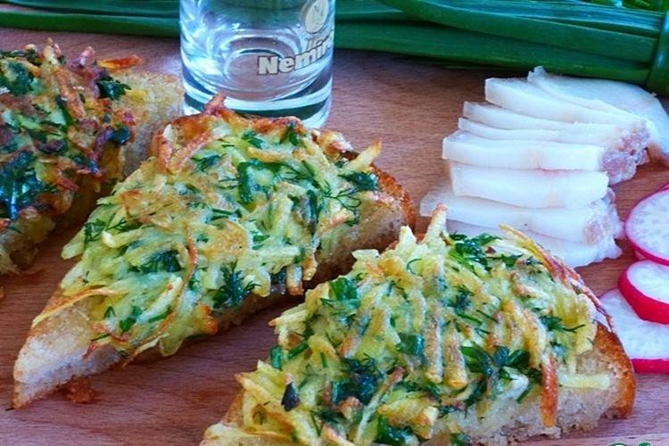 Sandwichs aux pommes de terre pour le Nouvel An 2021 - recettes