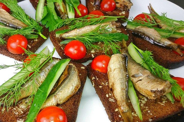 Sandwichs aux sprats Mosaic - recettes