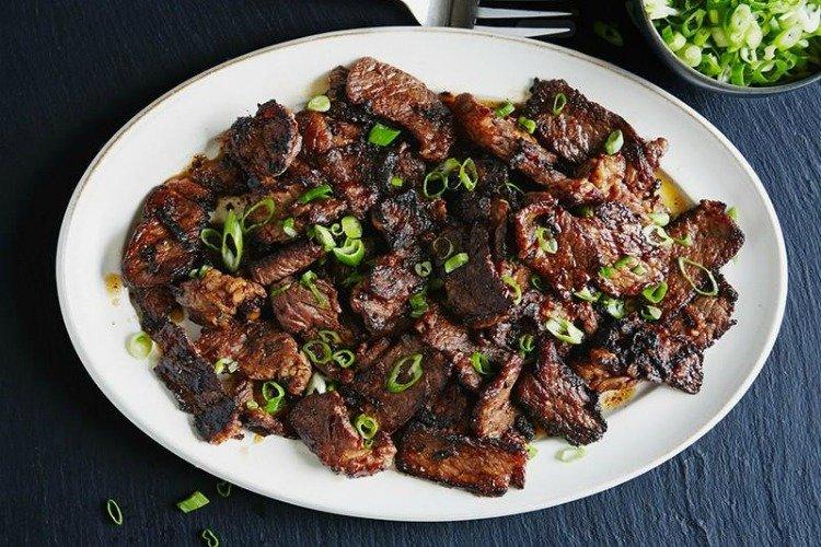 Porc à la coréenne - Comment nourrir les invités à moindre coût, savoureux et rapide