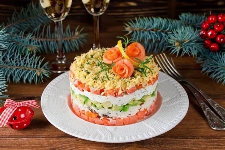 Repas compilés et servis de manière chaotique - Ce qu'il ne faut pas cuisiner pour le Nouvel An 2021