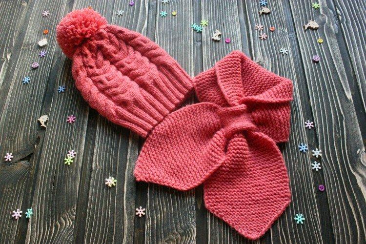 Écharpe et mitaines tricotées - Quoi offrir à une fille pendant 5 ans
