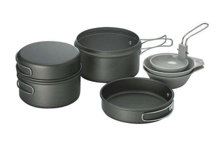 Un set d'ustensiles de camping - Quoi offrir à papa pour son anniversaire