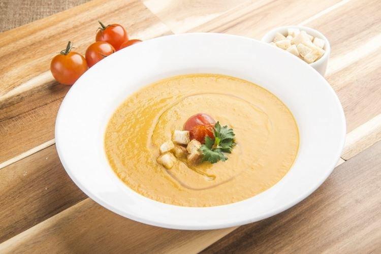 Soupe crémeuse aux légumes - Que cuisiner pour un dîner rapide et savoureux