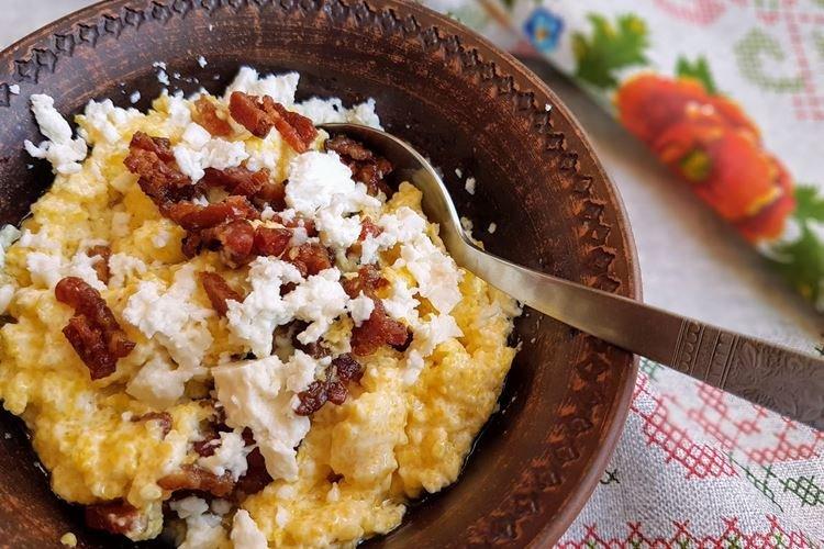 Banosh - Que cuisiner pour le petit déjeuner rapidement et savoureux