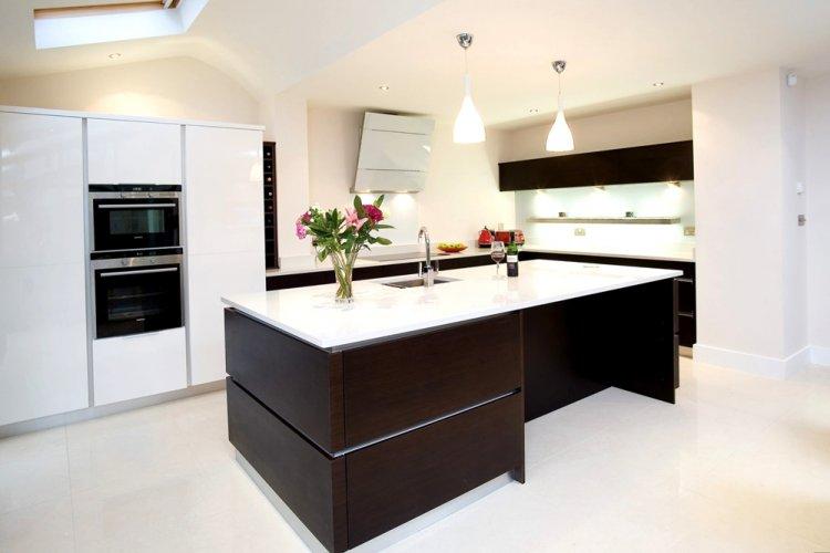 Couleur wengé avec du blanc - La combinaison de couleurs à l'intérieur