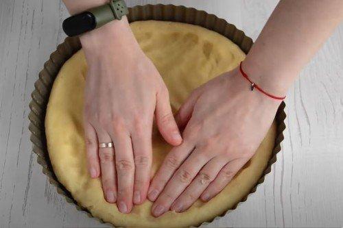 Tarte aux pommes Tsvetaevsky facile - une recette étape par étape
