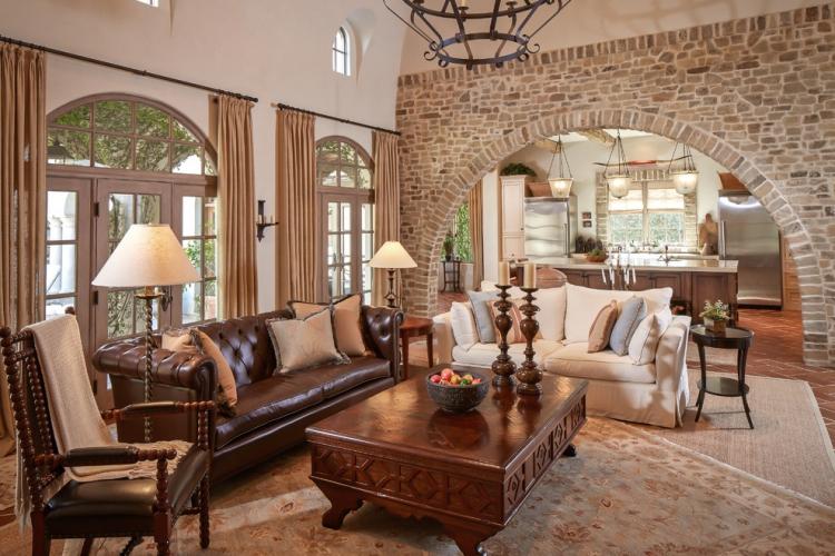 Style classique - Pierre décorative à l'intérieur