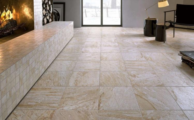 Pierre décorative à l'intérieur - photo