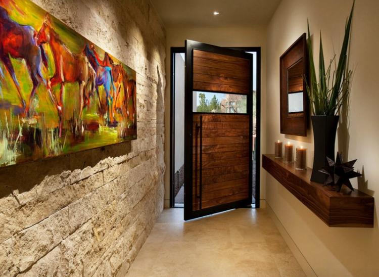 Pierre décorative à l'intérieur - photo