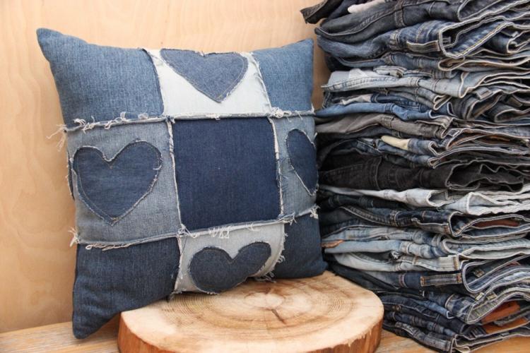Coussins en jean - Patrons et idées DIY pour coussins décoratifs