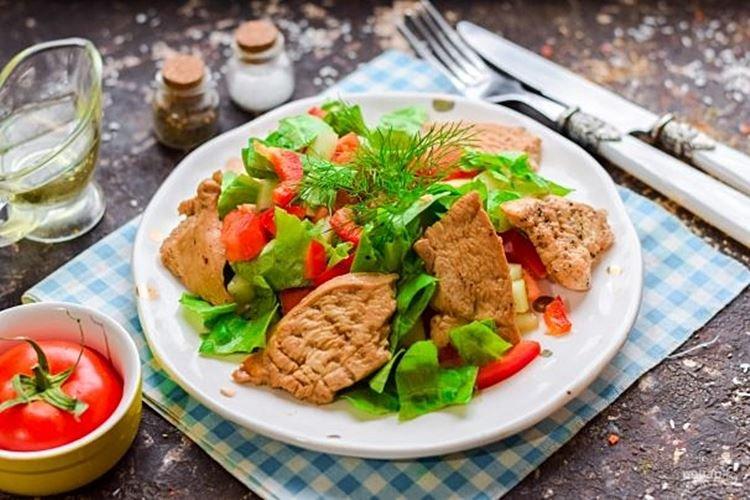 Salade diététique au poulet et aux poivrons - Recettes