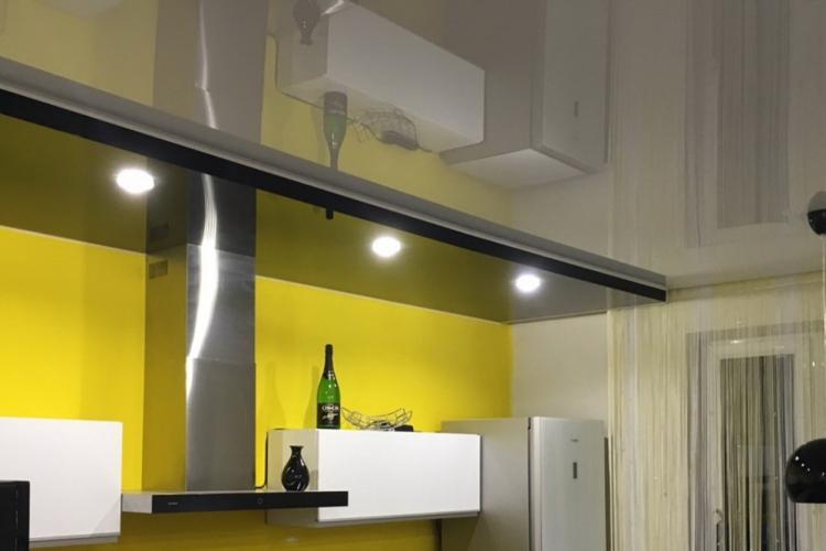 Décoration plafond - Cuisine design 10 m²