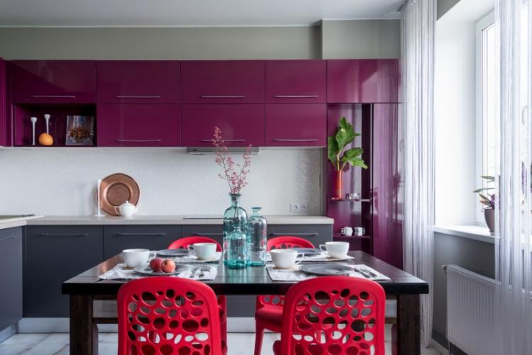 Cuisine violette 13 m² - Design d'intérieur