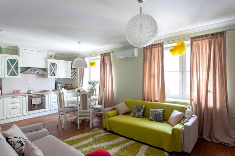 Conception de cuisine-salon - photos d'intérieurs réels