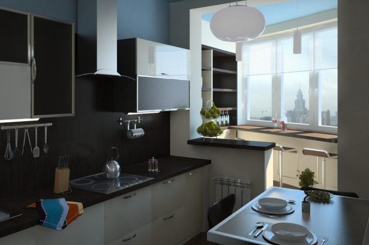 Conception d'une petite cuisine avec un balcon