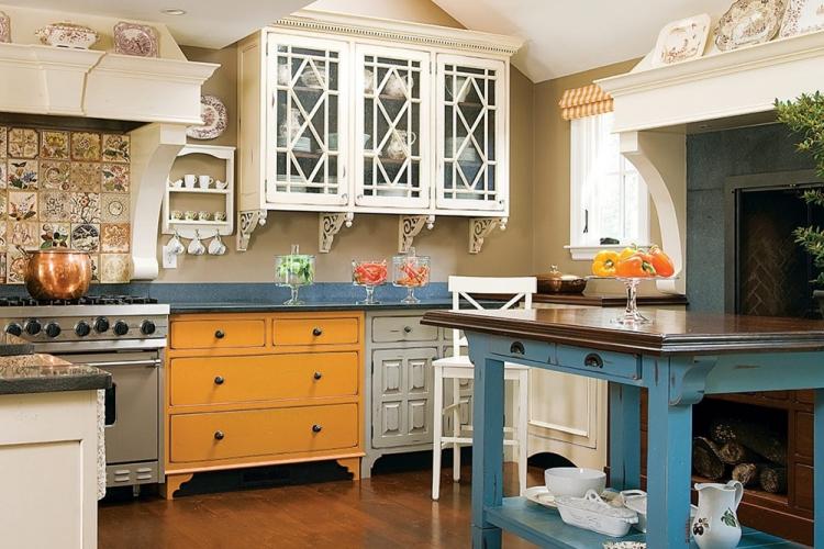 Conception de cuisine de style provençal - photos de vrais intérieurs