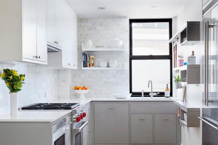 Conception de petite cuisine - photos de vrais intérieurs