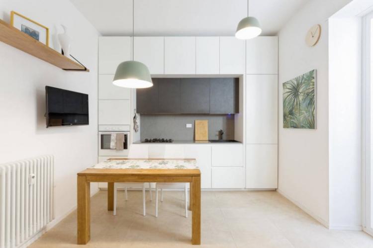 Conception de petite cuisine - photos de vrais intérieurs