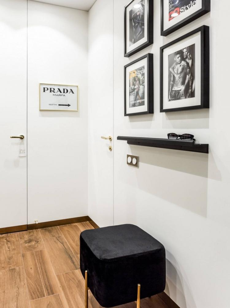 Conception d'un petit couloir - photos d'intérieurs réels