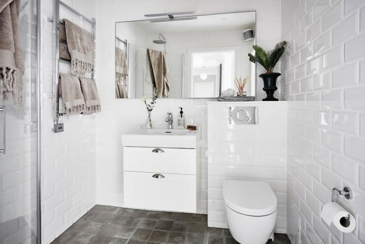 Salle de bain combinée de style scandinave - Design d'intérieur