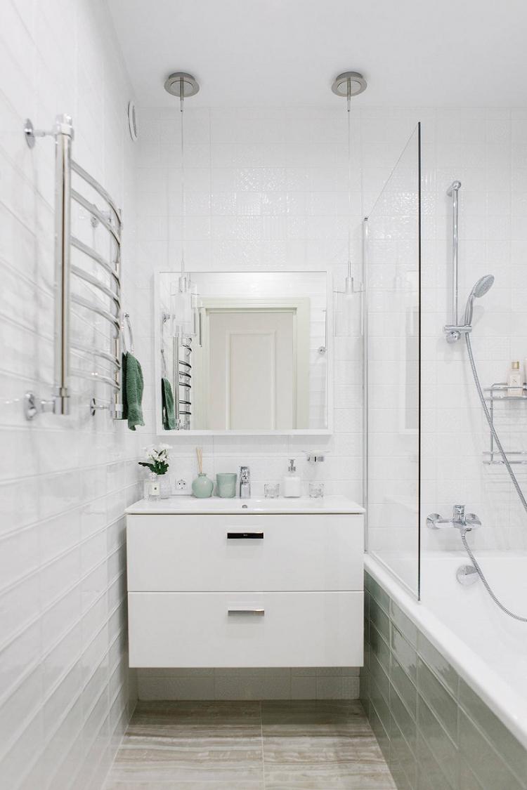 Comment agrandir visuellement une salle de bain de 2 m².