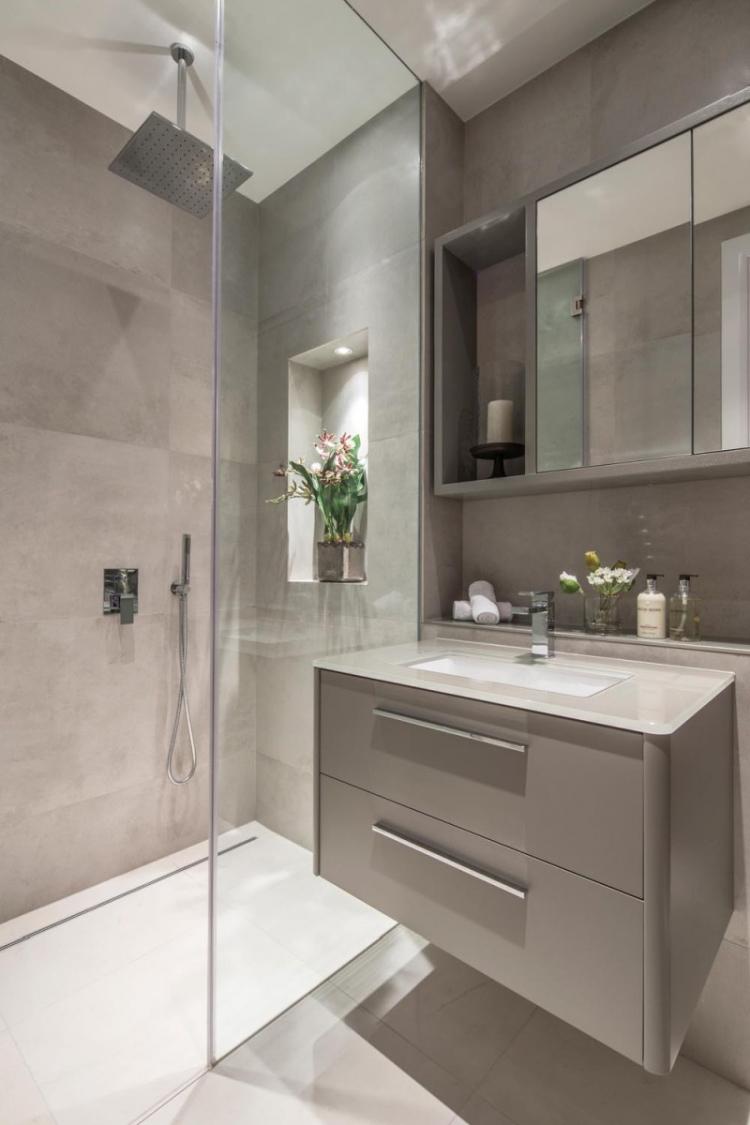 Salle de bain 2 m² - photo de décoration d'intérieur
