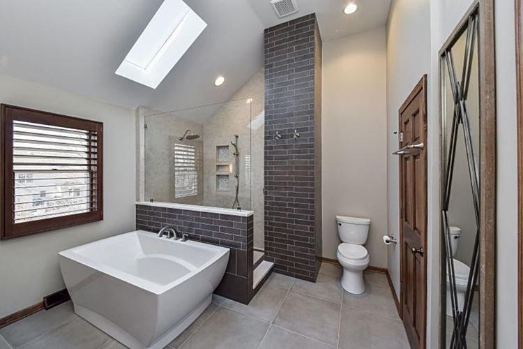 Conception de salle de bain 2021 - photos d'intérieurs réels