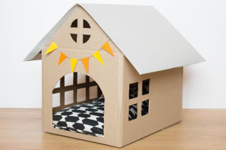 Maison en carton - Maison de chat bricolage