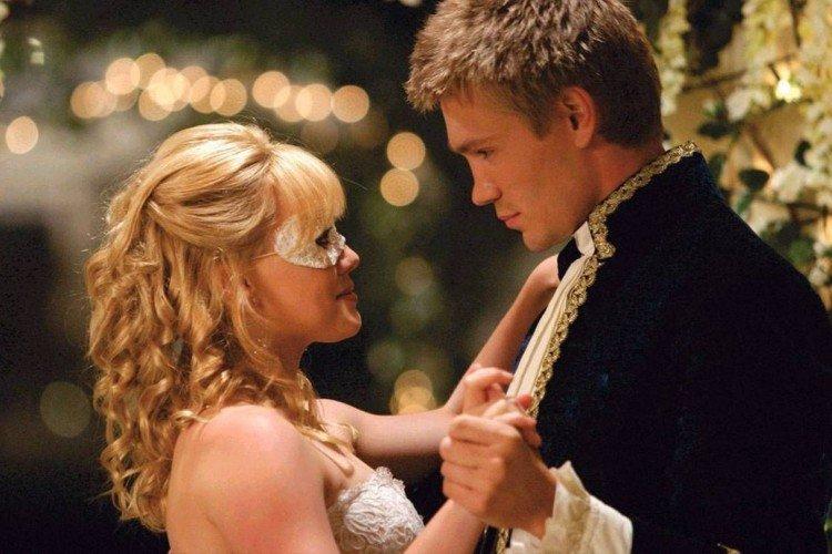 Une histoire de Cendrillon - Films où un homme riche tombe amoureux d'une fille simple