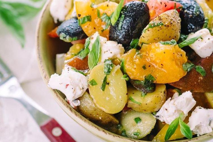 Salade de pommes de terre au poivre et feta