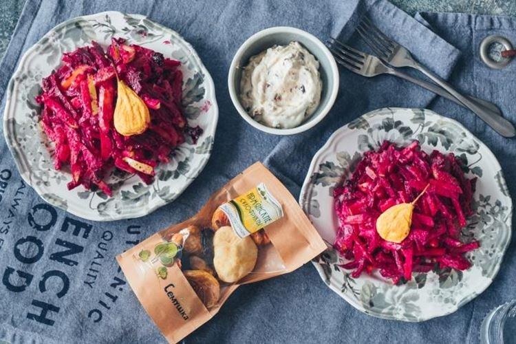 Salade de betteraves aux fruits secs et au raifort Salade de betteraves aux fruits secs et au raifort