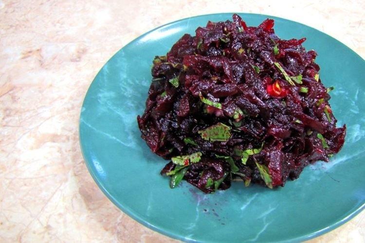 Salade de betteraves bouillies à la coriandre Salade de betteraves bouillies à la coriandre