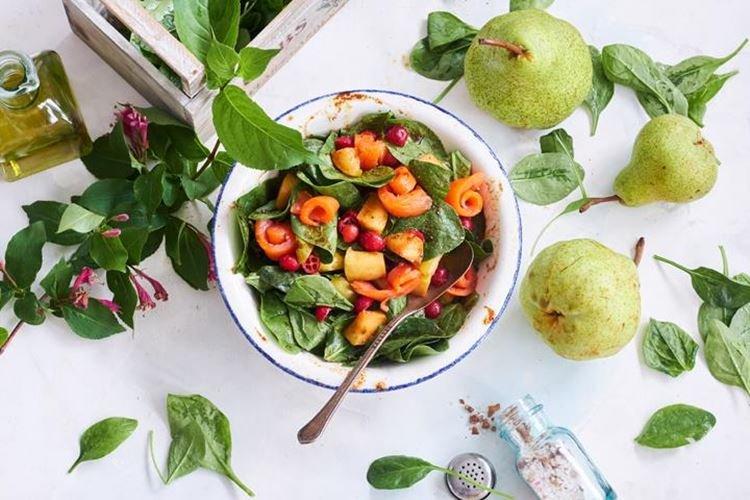 Salade de poisson rouge et pommes