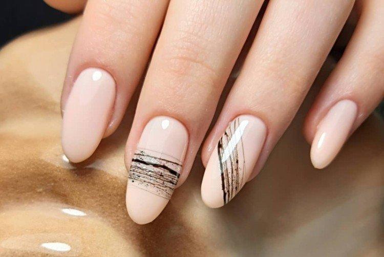 Manucure nue - photos et idées