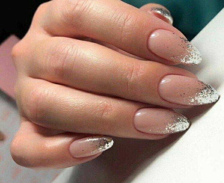 Manucure nue - photos et idées