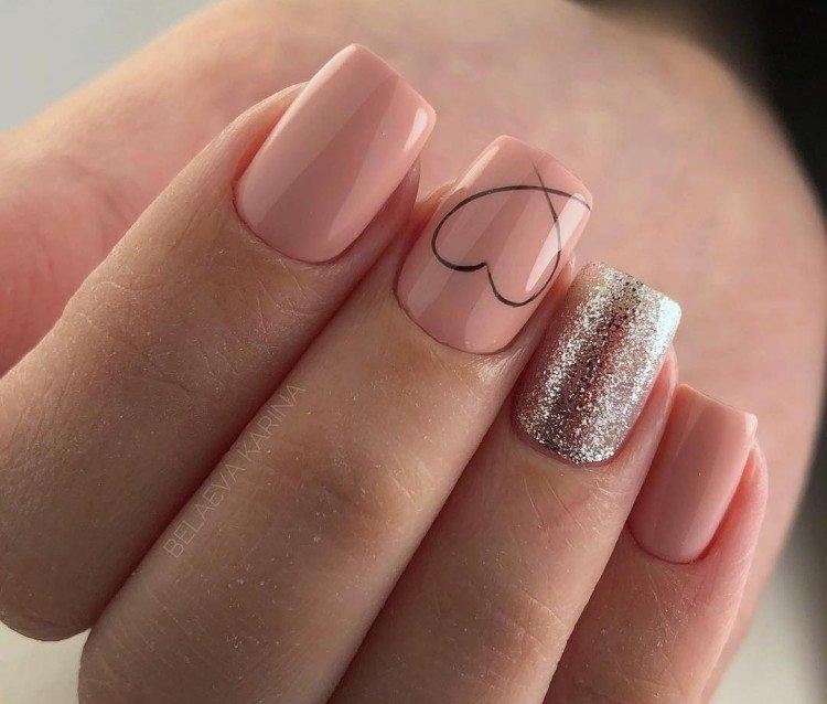 Manucure nue - photos et idées