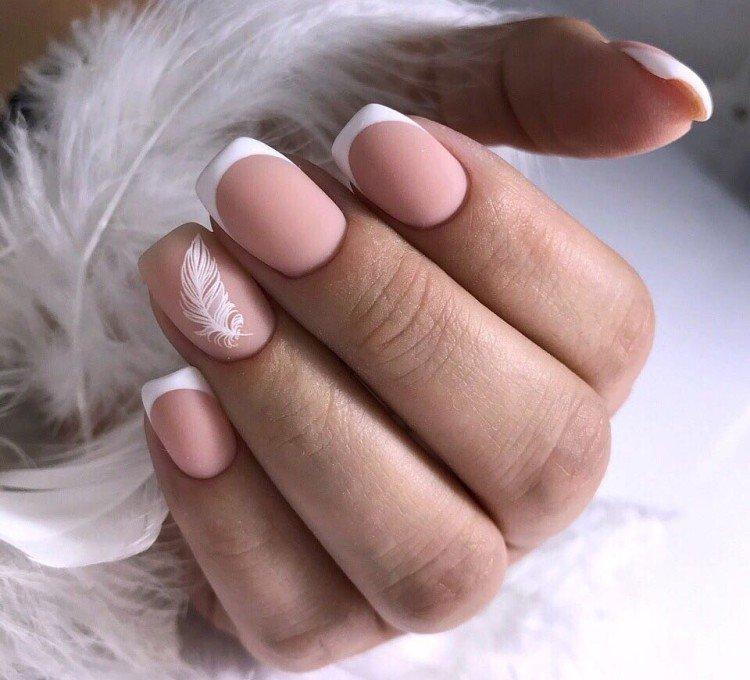 Manucure nue - photos et idées