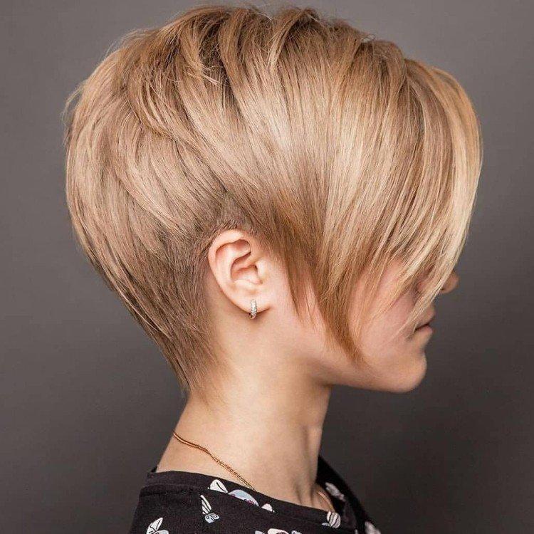 Coupe de cheveux Pixie 2021 - photos et idées