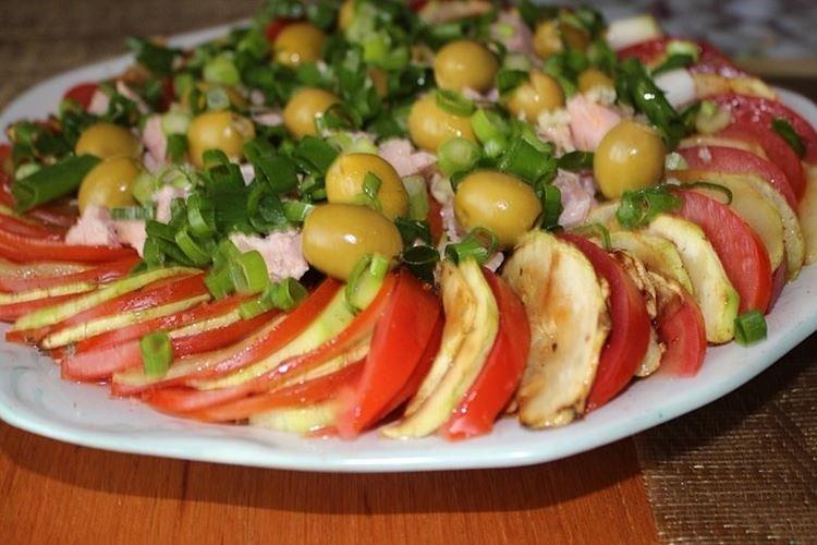 Salade de thon et courgettes
