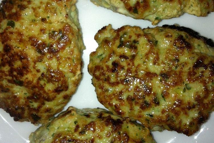 Escalopes de dinde hachées vertes