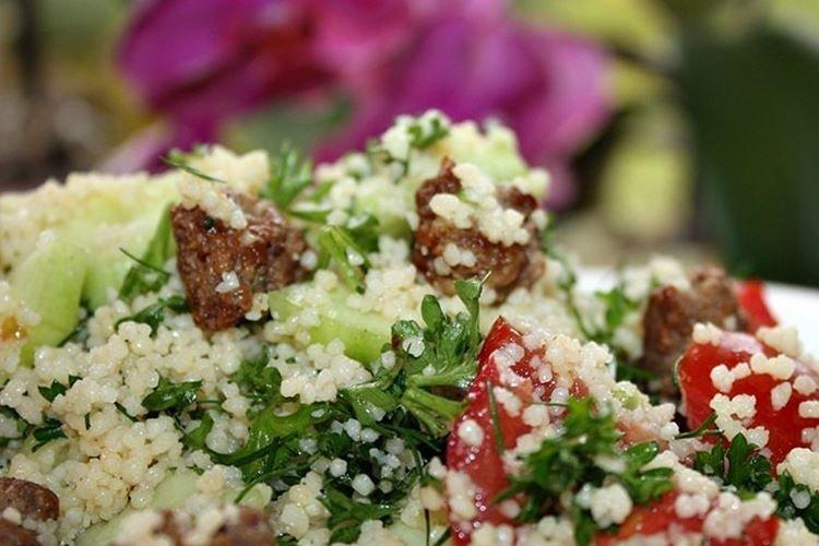 Couscous à la viande hachée et aux légumes